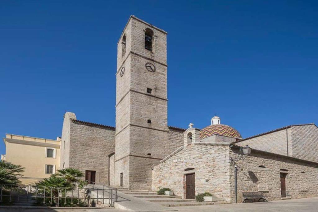 Dimoras Bellissimo Appartamento Centrocitta Olbia Kültér fotó